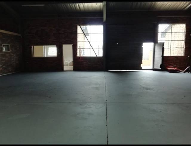 500M² FACTORY FOR SALE IN DEVLAND